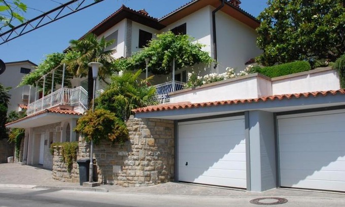 Portoroz Apartment | Villa Lili