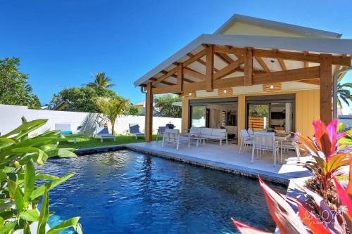 L'Ermitage-les-Bains Villa | VILLA LUCIA à 3min à pied du lagon