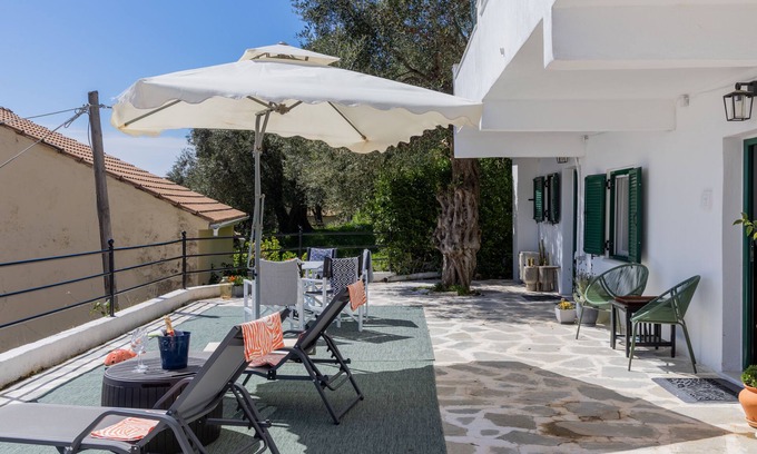 Spartylas Apartment | Villa Luminosa by Corfuescapes