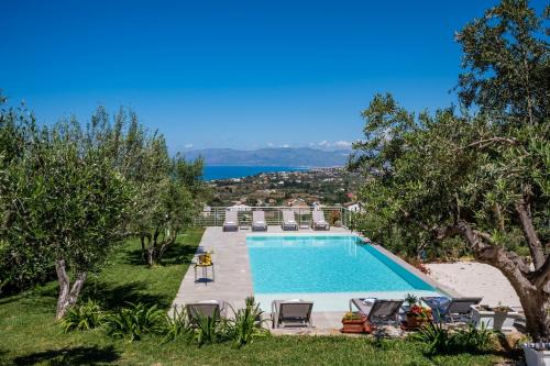 Castellammare del Golfo Villa | Villa Maria con piscina e vista mare