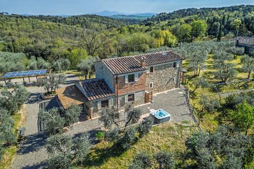 Castelnuovo Berardenga House | Villa Marielena Chianti hills view by Bestofmas