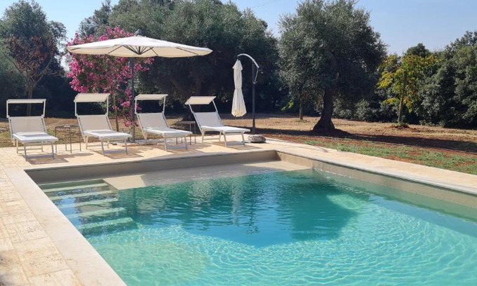 Putignano House | Villa Morea-Relax in piscina