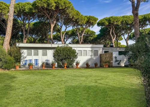 Roccamare Villa | Villa Nannia Beautiful Roccamare Private Beach