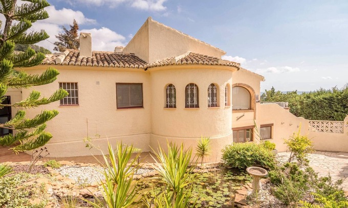 Montgo de Toscamar Villa | Villa near Montgó with Pool and Beach