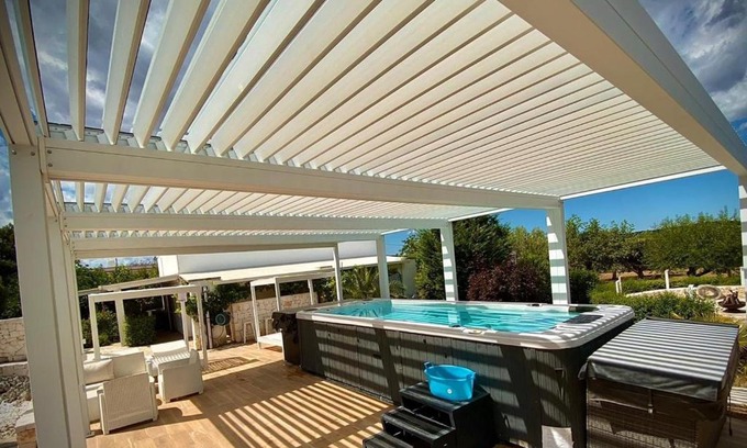Martina Franca Villa | Villa Nirya - Unique Trulli Resort & SPA