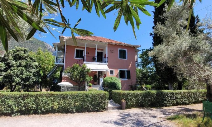 Nidri House | Villa Petros