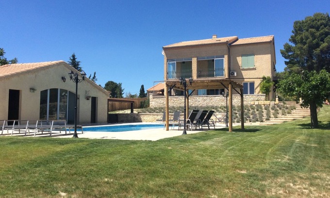 Caumont-sur-Durance Villa | VILLA PRIVATE POOL-AIR-CONDITIONING COTE ISLE S/SORGUE PETS WELCOME
