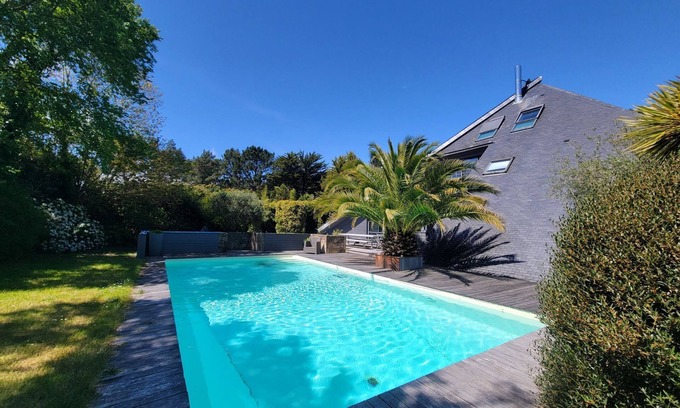 Saint-Philibert House | Villa Pyramide I by Interhome