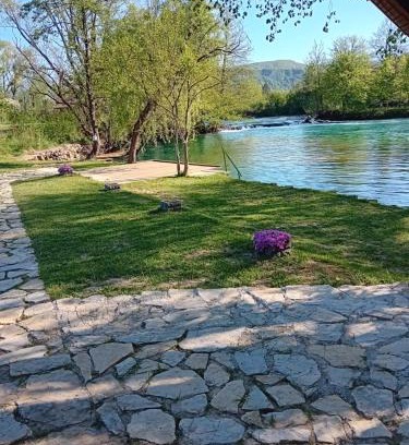 Mali Radic Villa | Villa River and Sky