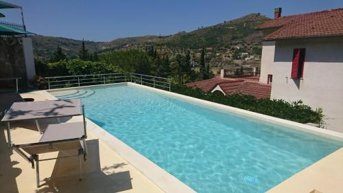 Laureana Cilento Villa | Villa Santulli with private pool