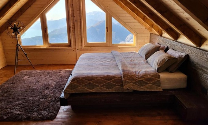 Kotor Ski Chalet | Villa Skyline