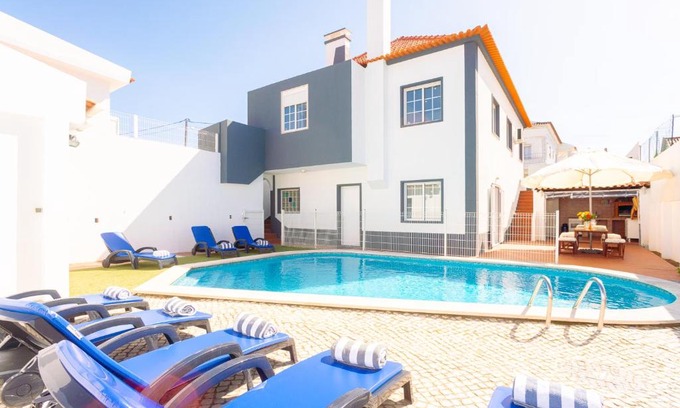 Charneca de Caparica e Sobreda Villa | Villa Sol e Mar