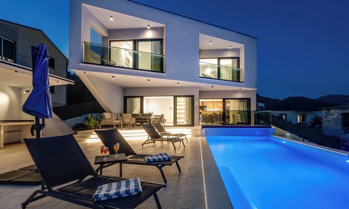 Marina House | Villa Summer side (V5892-K1) - Marina