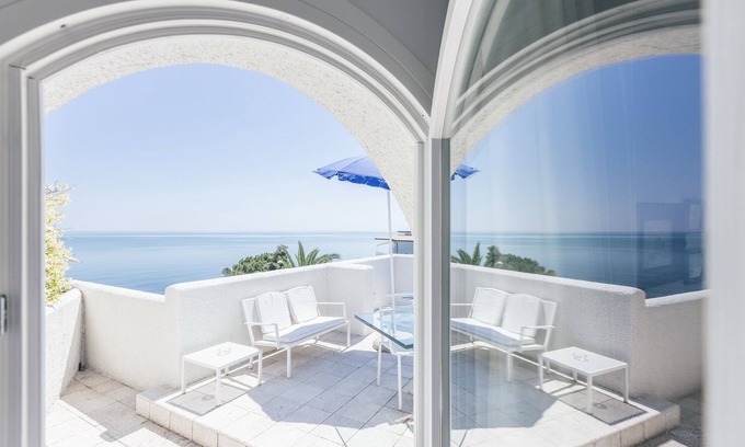 Vasto House | Villa Vignola Hotel