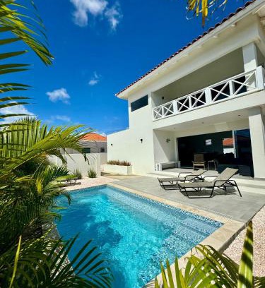 Willemstad Villa | Villa Vista Montaña