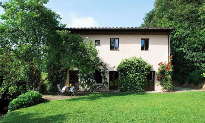 Marti Villa | Villa with Private Pool And Garden, nestled in the Tuscan landscape