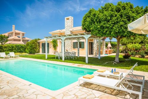Svoronata Villa | Villa Xenia