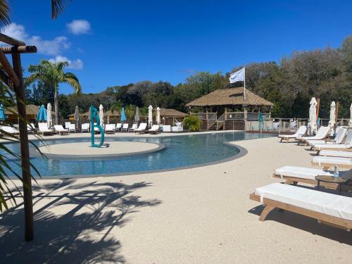 Grand-Bourg Apartment | Village Kawann accès plage