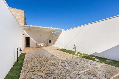 Sant'Isidoro House | Villetta Ondablu by BarbarHouse