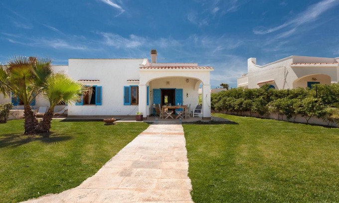 Villanova House | Villetta Tisbe by Wonderful Italy