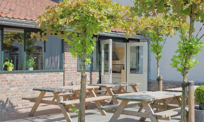 Bemelen House | Vintage Farmhouse in Bemelen with Forest near