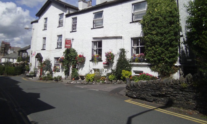 Bowness-on-Windermere Bed & Breakfast | Virginia Cottage Guest House