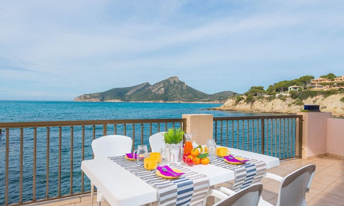Sant Elm House | VISTA AZUL - Apartment with sea views in Sant elm.