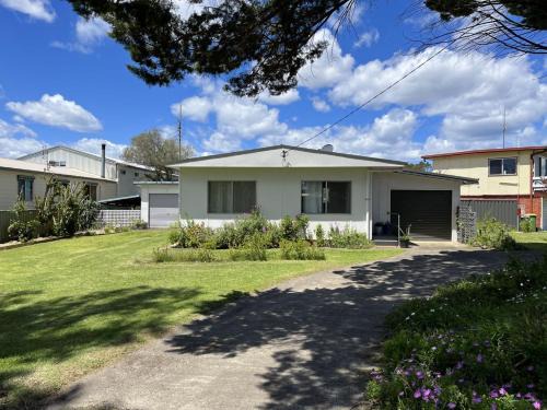 Greenwell Point House | Viv's Place