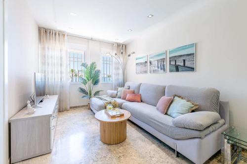Torremolinos Apartment | Vivendos - TR25 - Bajondillo