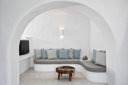 Santa Maria Bed & Breakfast | VOTSALO - Semi Based Studio with Indoor Garden - Part Of White Dunes Luxury Boutique Hotel