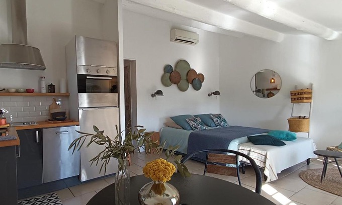 L'Isle-sur-la-Sorgue Apartment | Vue imprenable sur la Sorgue