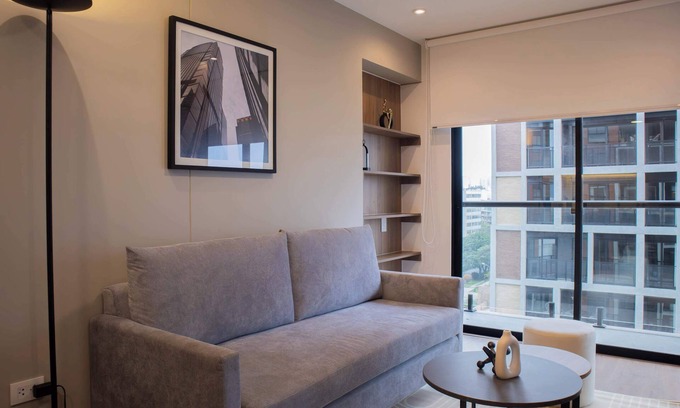 Santa Cruz Apartment | w* | Majestic 1BR w/Balcony in Miraflores
