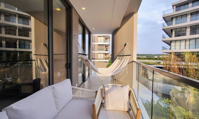 Zona Norte Apartment | w Minimalist 1BR w Amazing View in Morros Eos