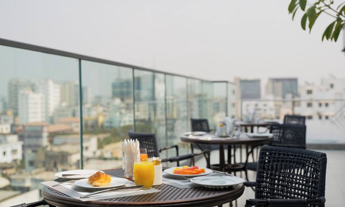 Uttara Hotel | W Residence Living