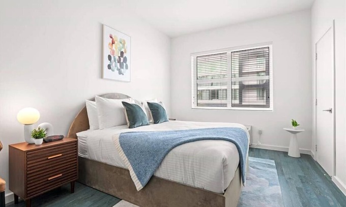 West Avenue Hotel | Walk to Lummus Park, Studio nr Miami Airport & 17th Str & Lenox Ave