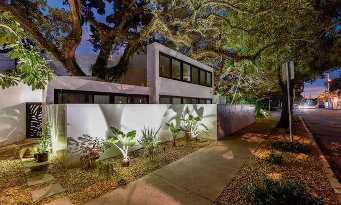 Colee Hammock Apartment | Walk to the best dining, bars, shops, and more