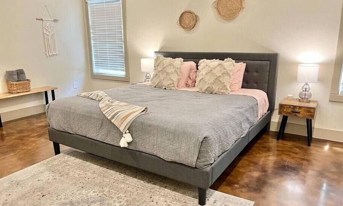 Central East Austin House | Walk to UT and Moody Center. Spacious and Cozy Retreat