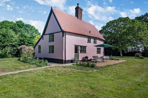 Bungay House | Walnut Cottage - Suffolk