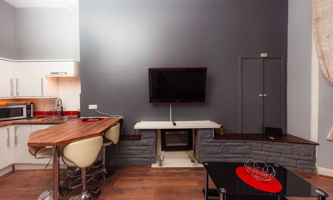 Gifford Apartment | Warm, Cozy&Relaxed Apartment by Holyrood Palace