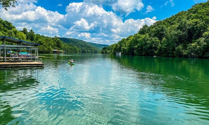 Flat Hollow Marina Cabin | Waters Edge Lakefront w/Kayaks, Fire Pit and Dock