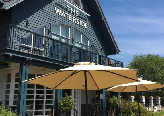 Warrington Hotel | Waterside by Greene King Inns