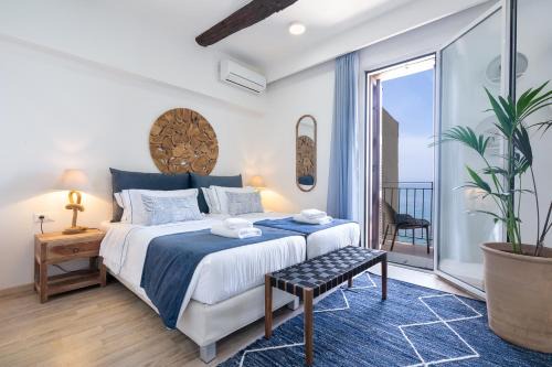 Halepa House | Waves - Seaside Escape