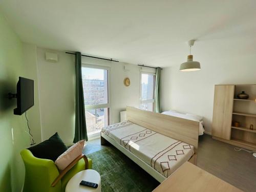 Barbatre Apartment | We Live In R - Suite 303