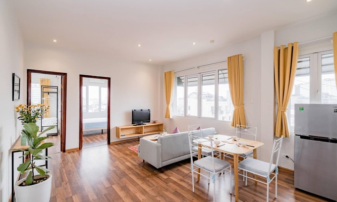 Van Mieu Apartment | Wecozy Hanoi - Railway Side, The Old Quarter