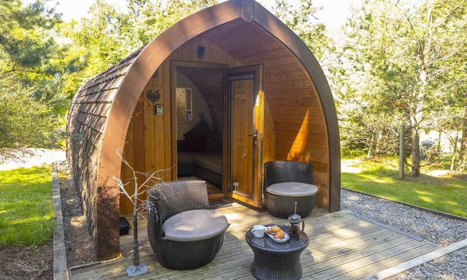 Drymen Ski Chalet | Wee Oak Tree Luxury Lodge with private hot tub