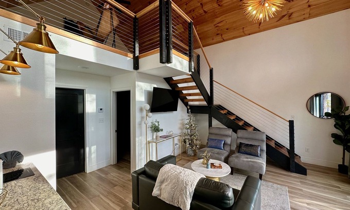 Gatlinburg - Pigeon Forge Cottage | Weekday Special as Low as $110 - 6