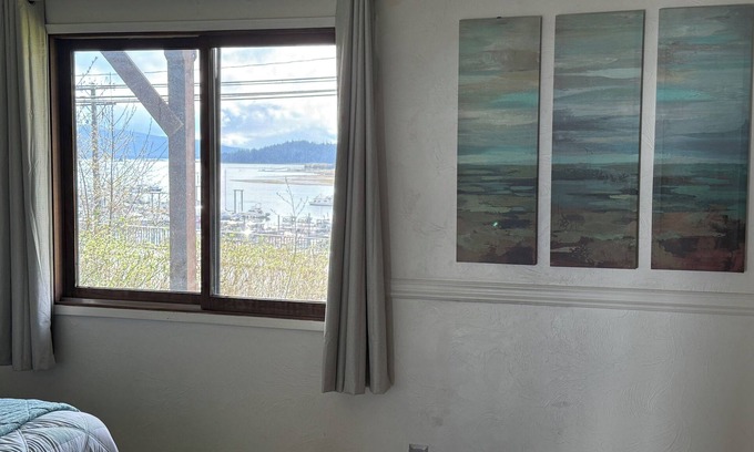 Juneau Apartment | Welcome to Auke Bay Seaside Suites