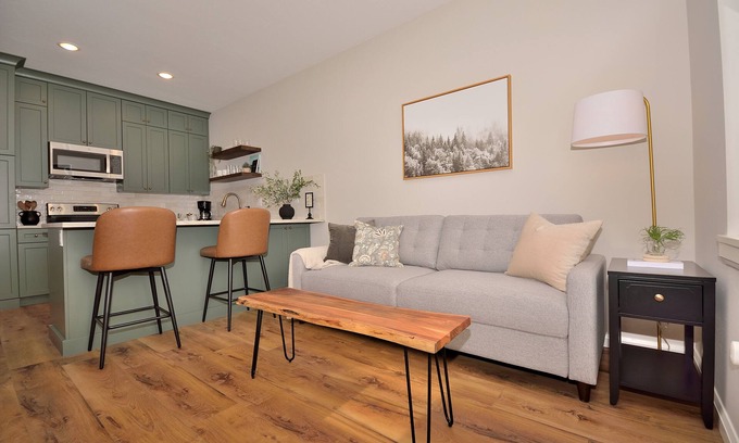 Sagle House | Welcome to Our Lakefront Guest Suite on Lake Pend Oreille
