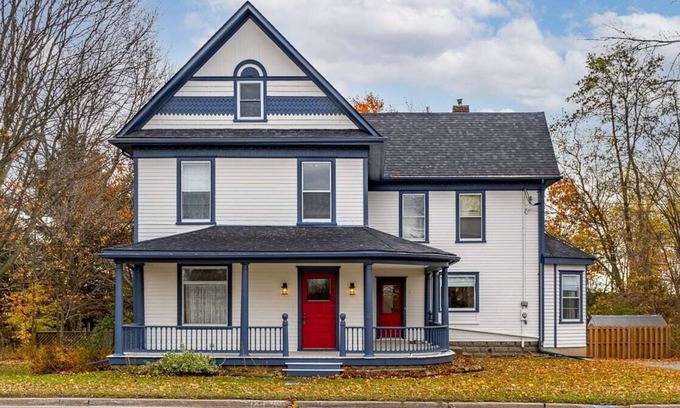 Prince Edward House | Welcome to The Carrington!