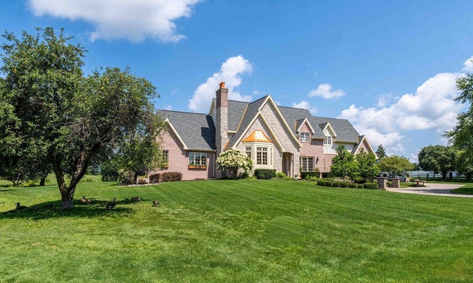 Valparaiso House | Welcome to The Chateau at Pepper Creek- Luxury Estate Retreat